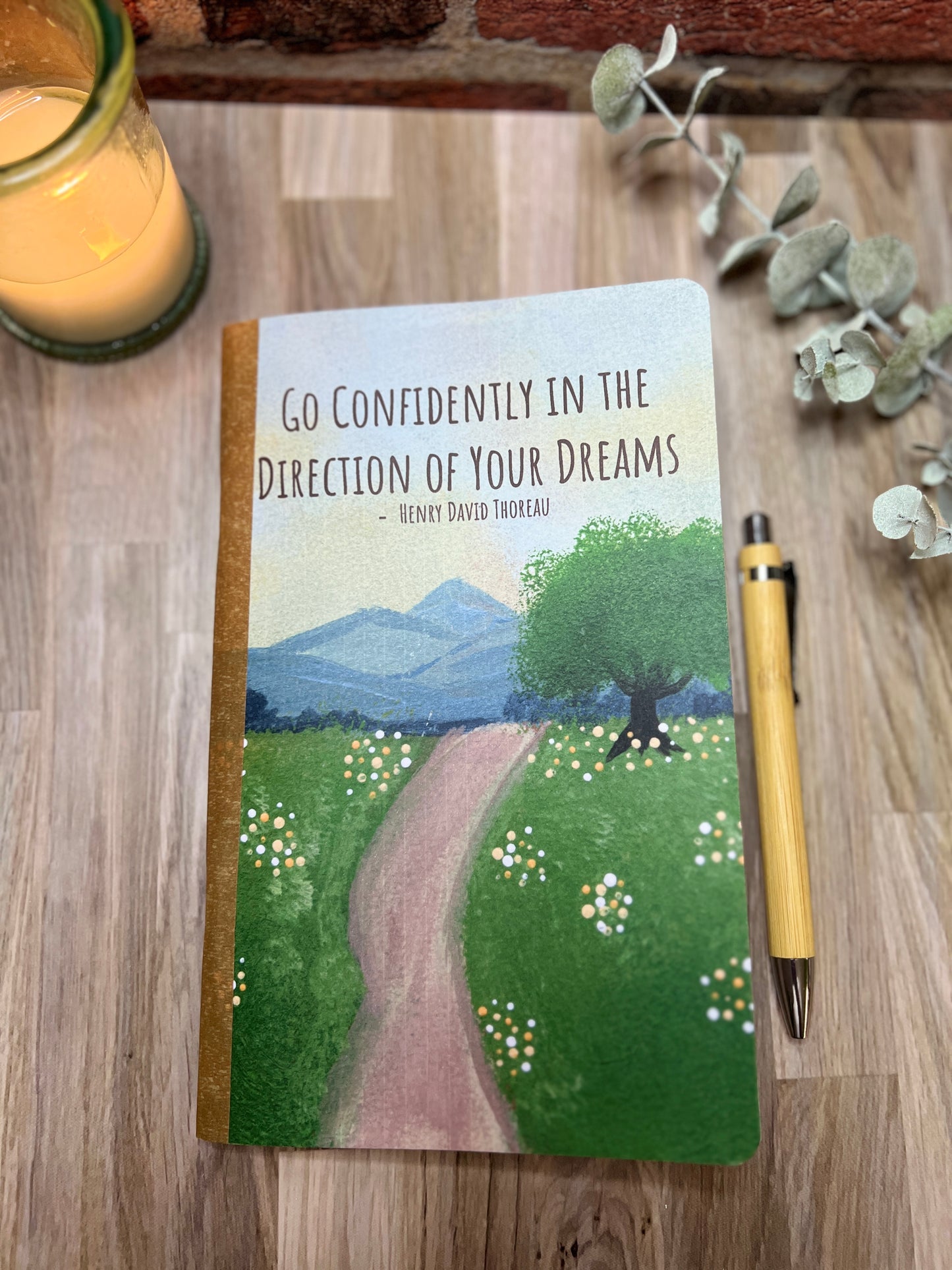 Inspirational Thoreau Quote Journal – “Go Confidently in the Direction of Your Dreams” – Gift for Graduates, Dreamers & New Beginnings