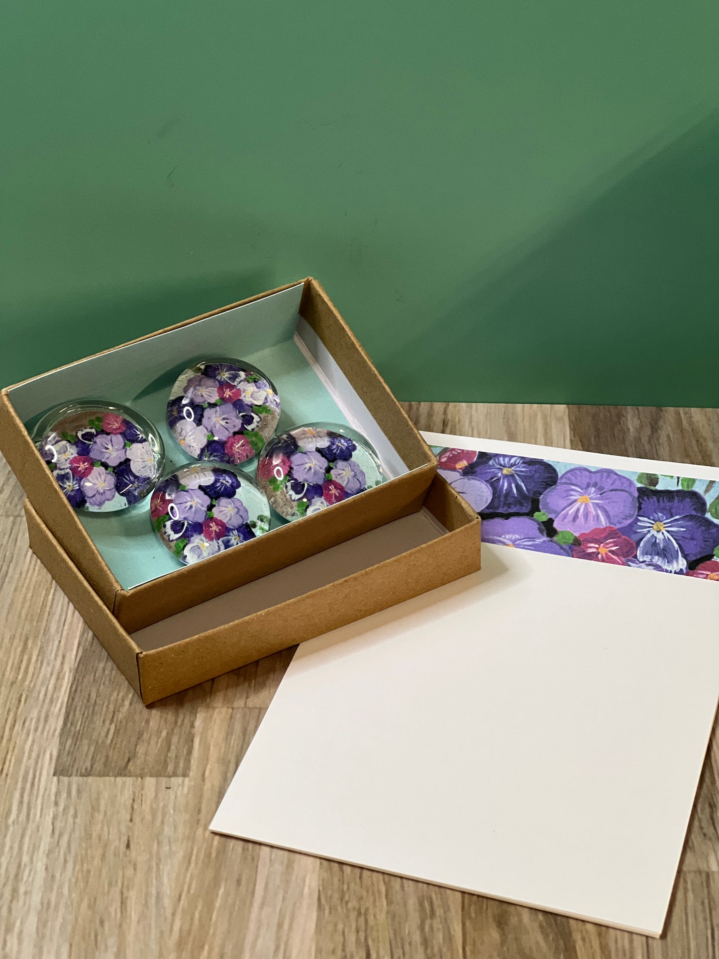 Pot of Pansies Magnet