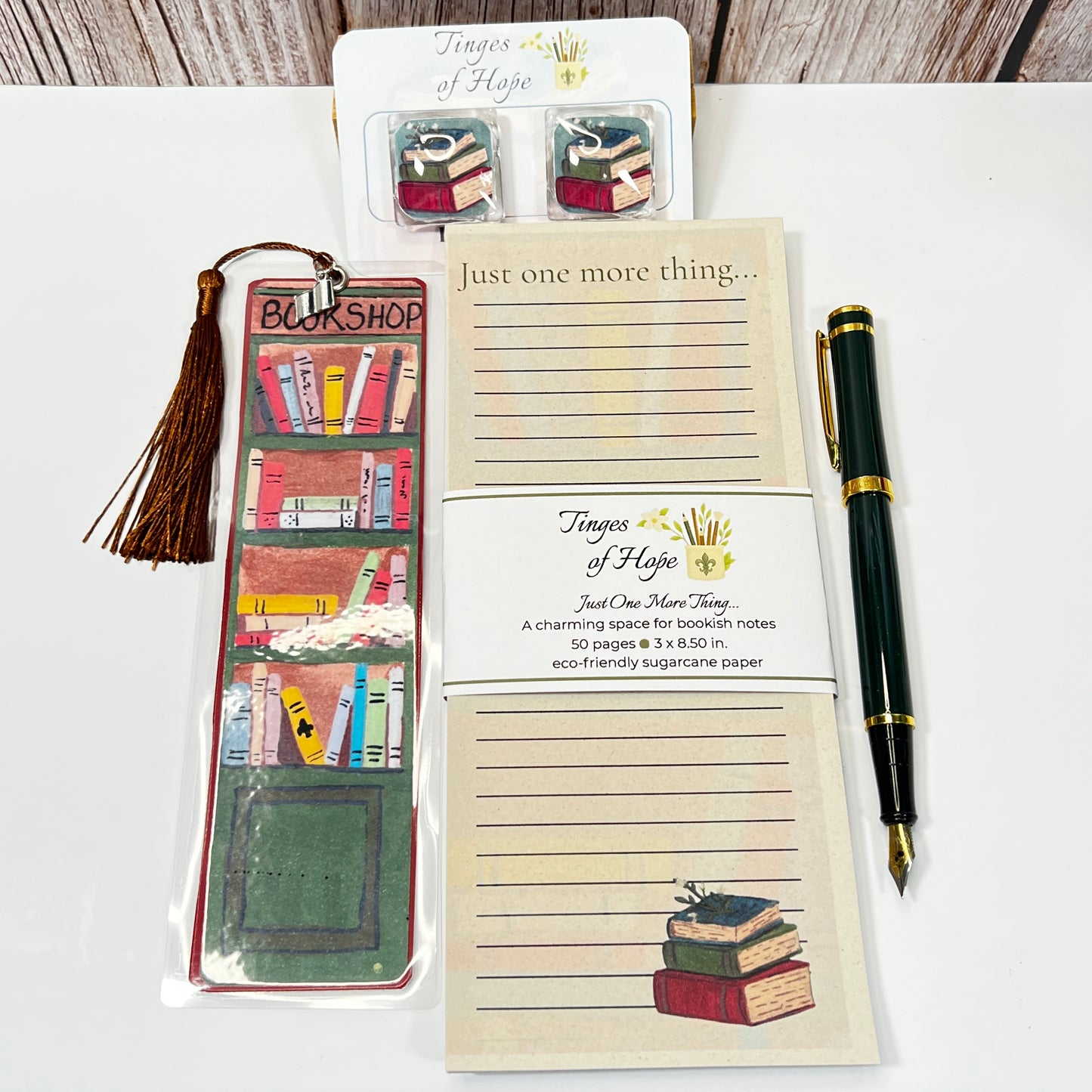 List Pad | Book Lover | Eco-Friendly Sugarcane Paper with Bamboo Pen