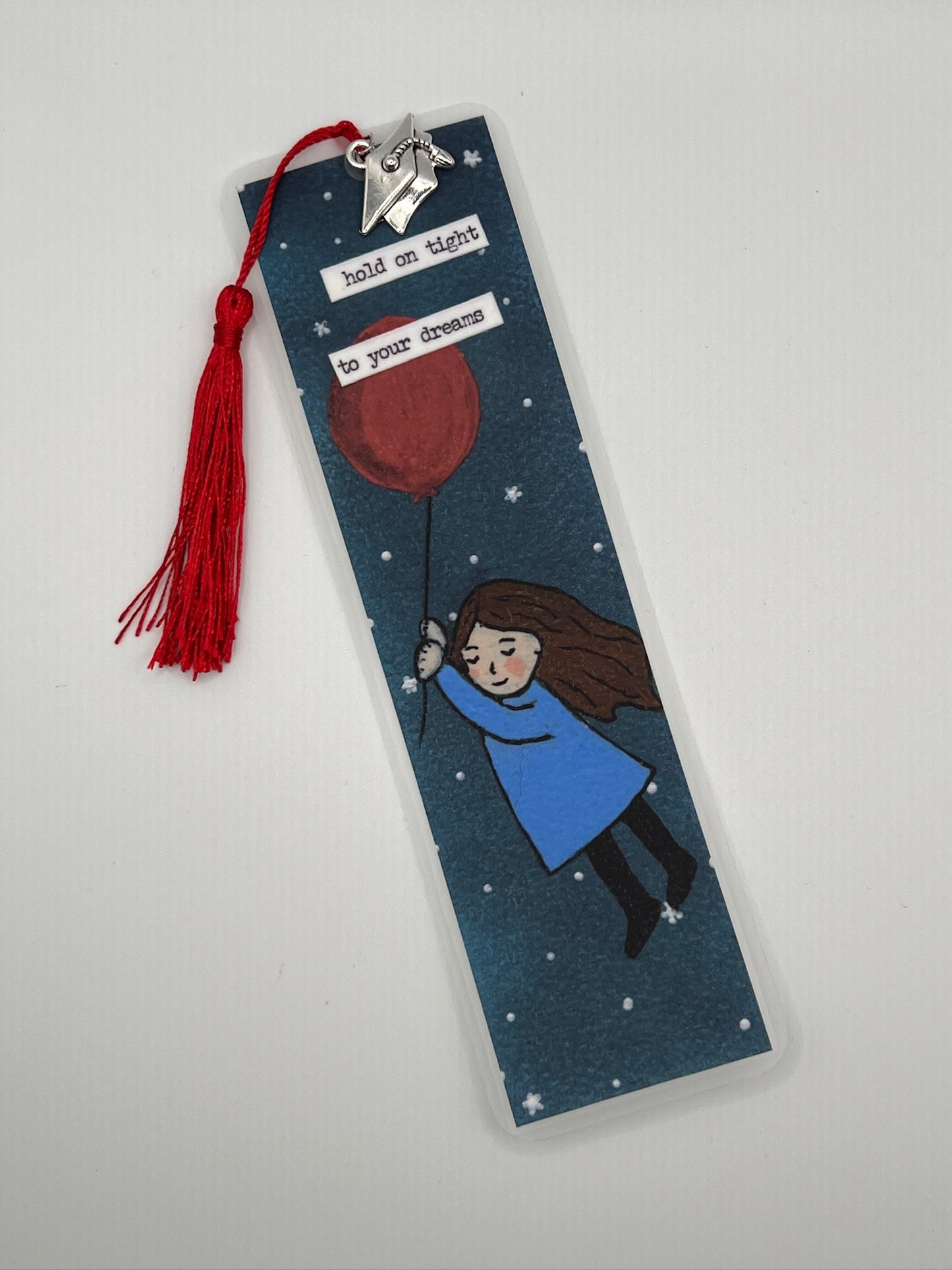 Inspirational Dream Bookmark – 'Hold On Tight to Your Dreams'