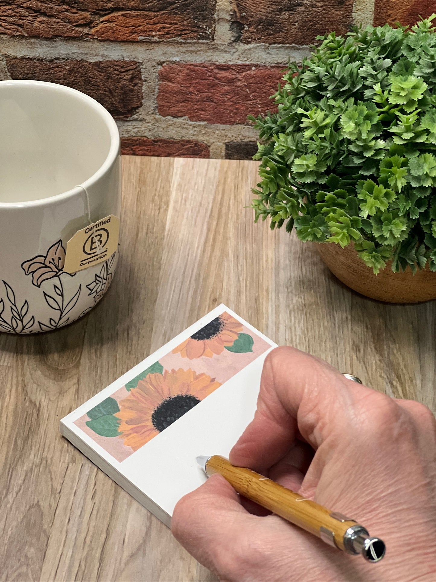 Sunflower Notepad – 4×6 Floral Desk Pad